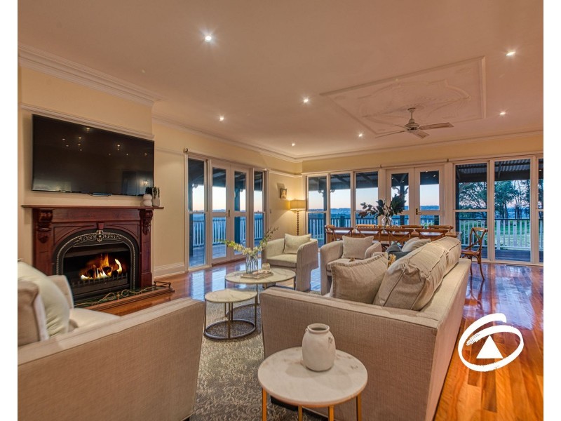 31 Hoyles Road, Pakenham Upper VIC 3810