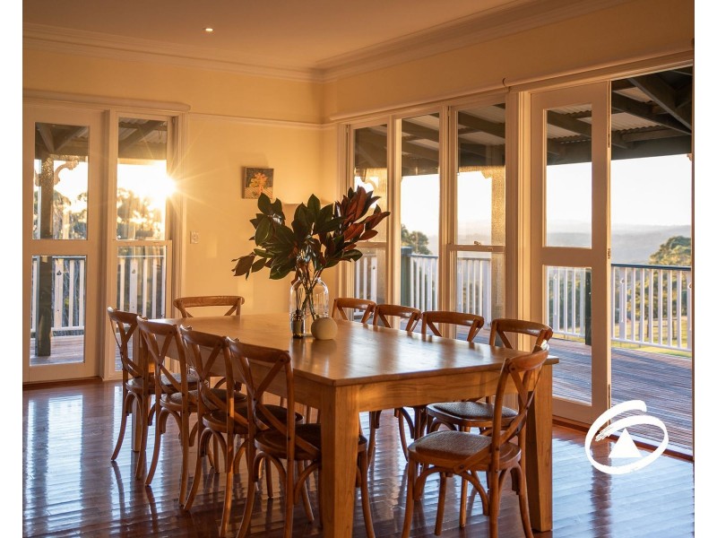 31 Hoyles Road, Pakenham Upper VIC 3810