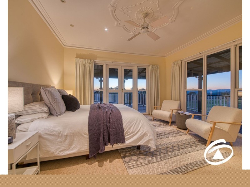 31 Hoyles Road, Pakenham Upper VIC 3810