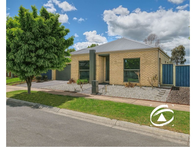 7 Pendula Place, Pakenham VIC 3810