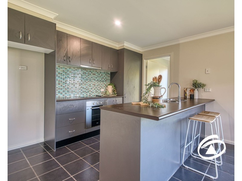 35 Springwater Drive, Drouin VIC 3818