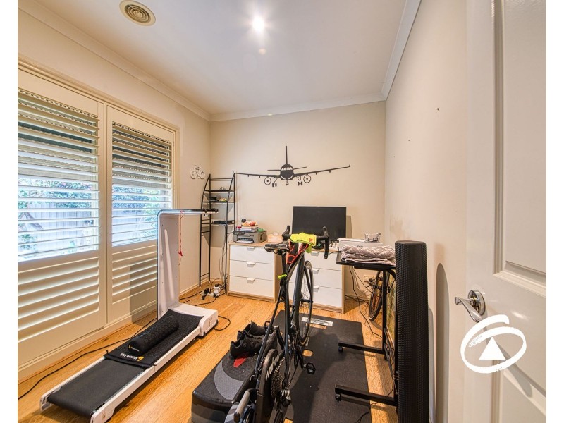 10 Stokes Green, Pakenham VIC 3810