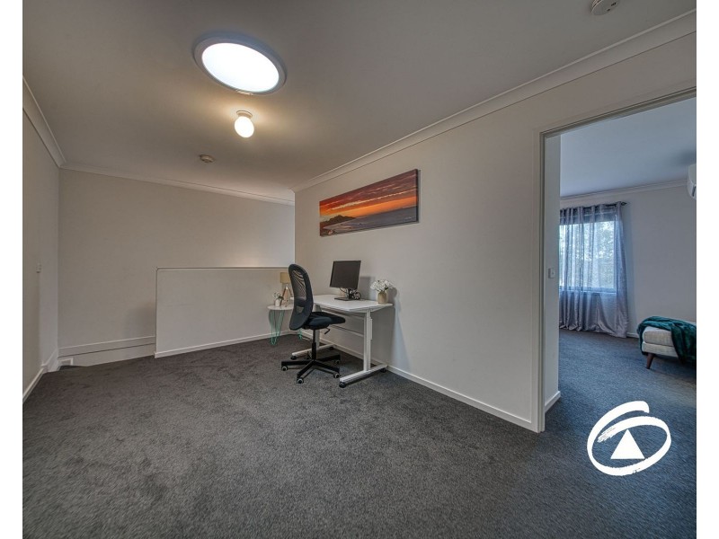 1 Officedale Rd, Officer VIC 3809