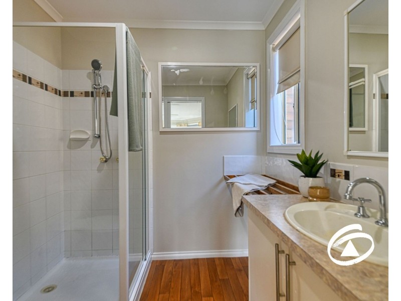 68 Shearwater Drive, Pakenham VIC 3810