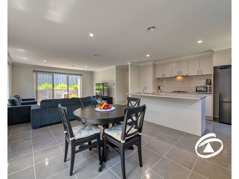 4/5 Spencer Place, Pakenham VIC 3810