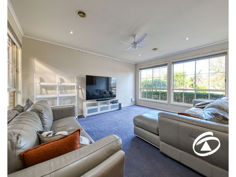 35 Ebony Drive, Pakenham VIC 3810