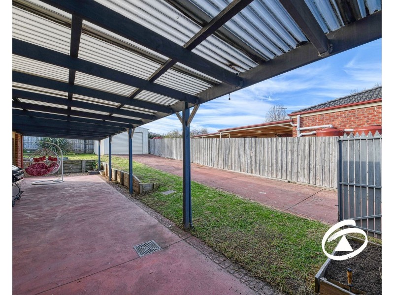 35 Ebony Drive, Pakenham VIC 3810