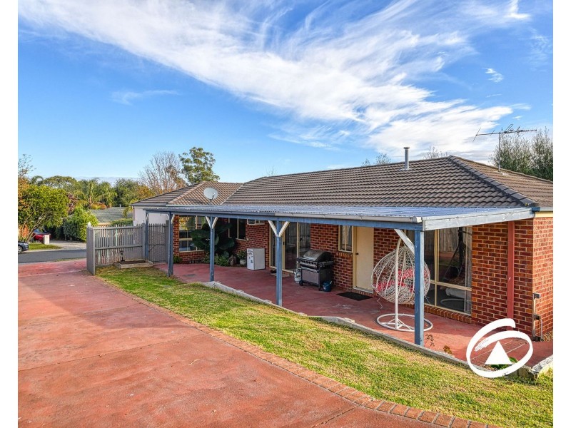 35 Ebony Drive, Pakenham VIC 3810