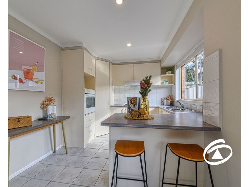 9 Ben Drive, Pakenham VIC 3810