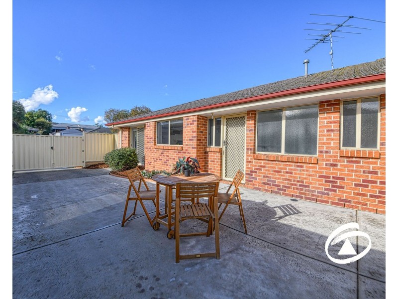 9 Ben Drive, Pakenham VIC 3810