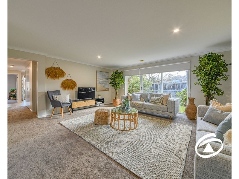 34 Kosta Boda Boulevard, Pakenham VIC 3810