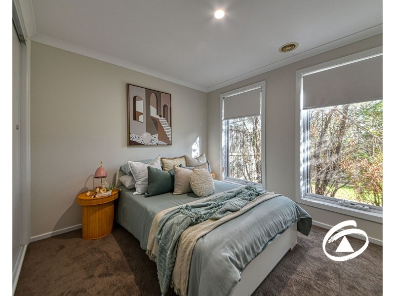 34 Kosta Boda Boulevard, Pakenham VIC 3810
