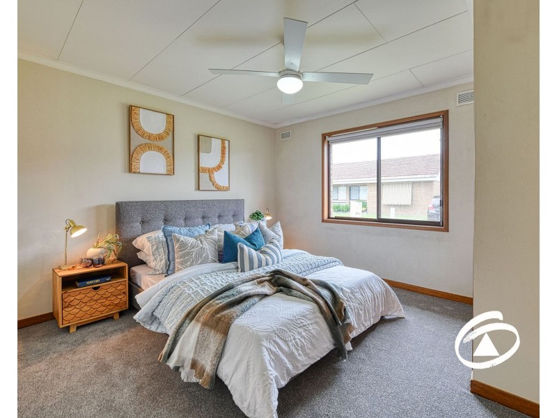 1/13 Snodgrass Street, Pakenham VIC 3810