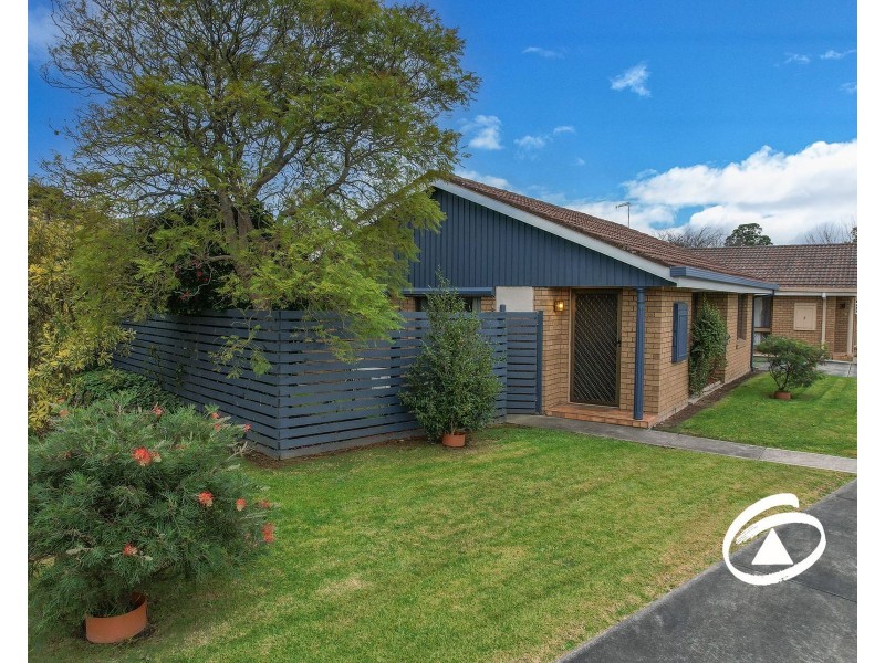 1/13 Snodgrass Street, Pakenham VIC 3810