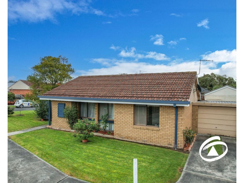 1/13 Snodgrass Street, Pakenham VIC 3810