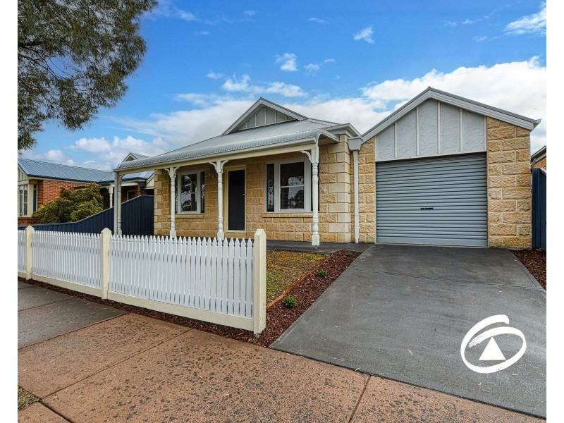 20 Laurina Link, Pakenham VIC 3810