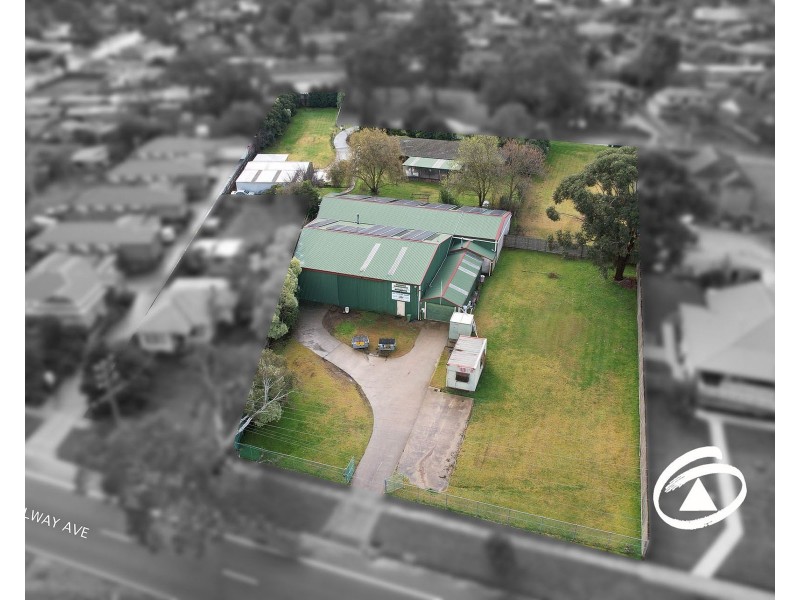 66-68 Railway Avenue, Garfield VIC 3814