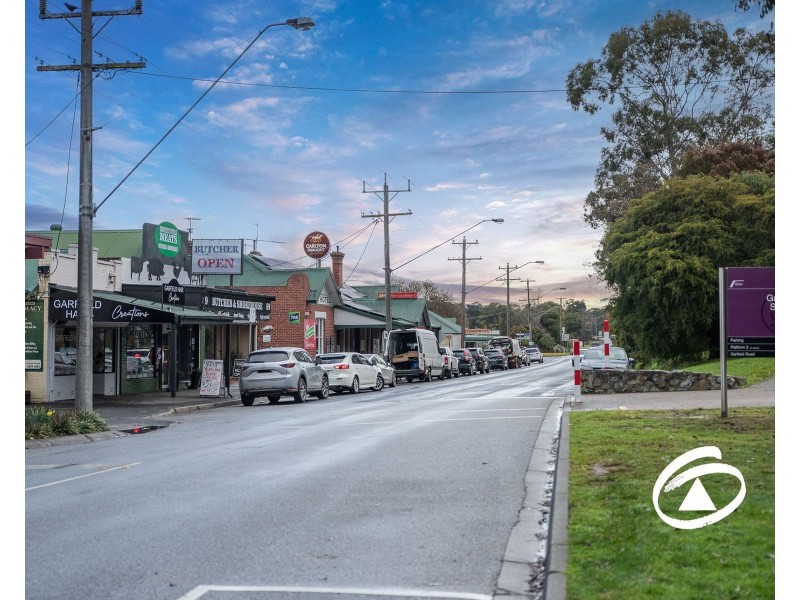 66-68 Railway Avenue, Garfield VIC 3814