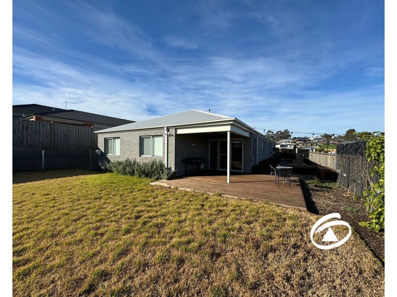 11 Tassel Drive, Warragul VIC 3820