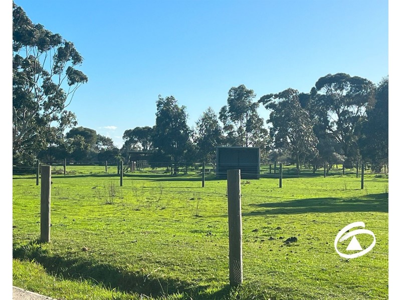 57-59 Main Street, Nar Nar Goon VIC 3812