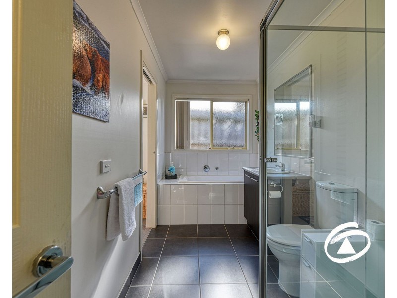 6/40 Army Road, Pakenham VIC 3810