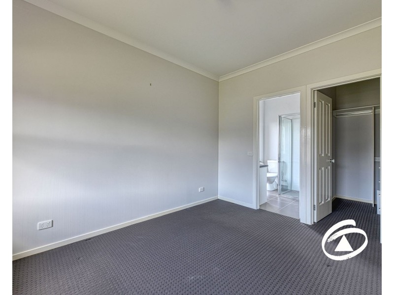 91 Cook Street, Drouin VIC 3818