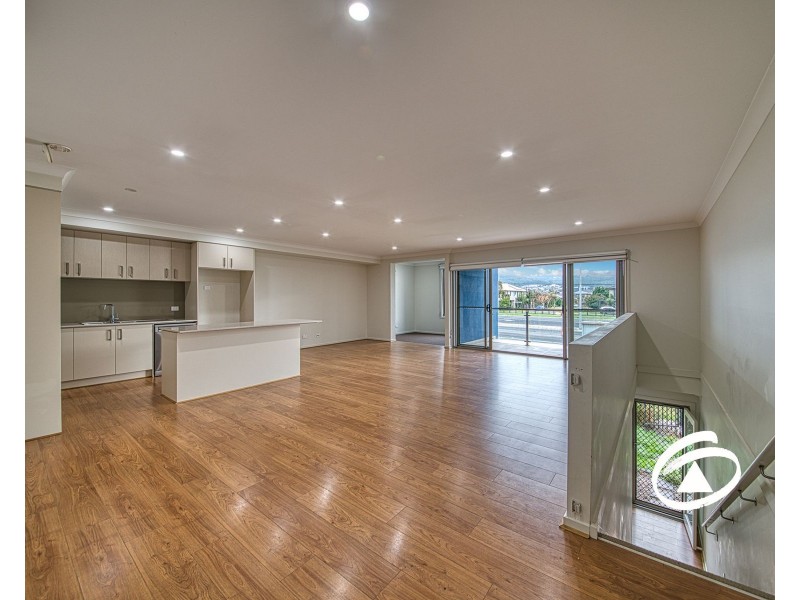 10 Ezra Crescent, Officer VIC 3809