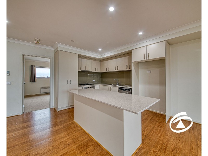 10 Ezra Crescent, Officer VIC 3809