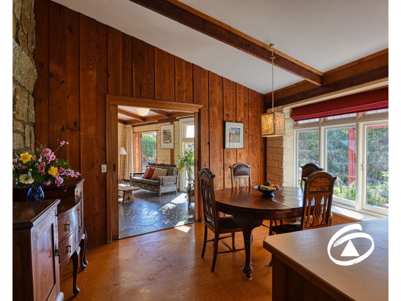 40 Manoora Road, Maryknoll VIC 3812