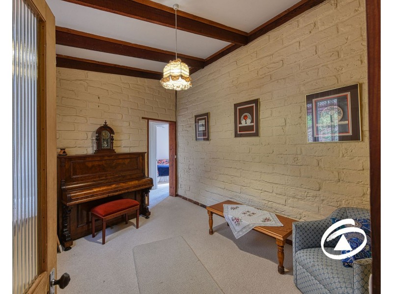 40 Manoora Road, Maryknoll VIC 3812