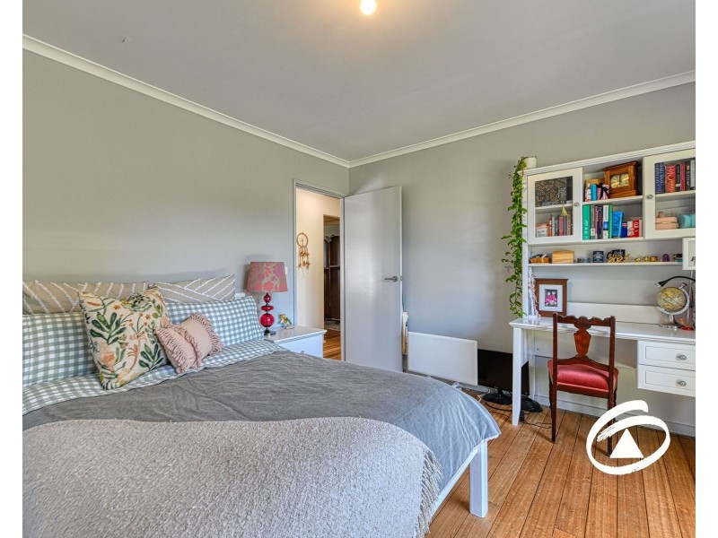 15 Wirragulla Road, Maryknoll VIC 3812