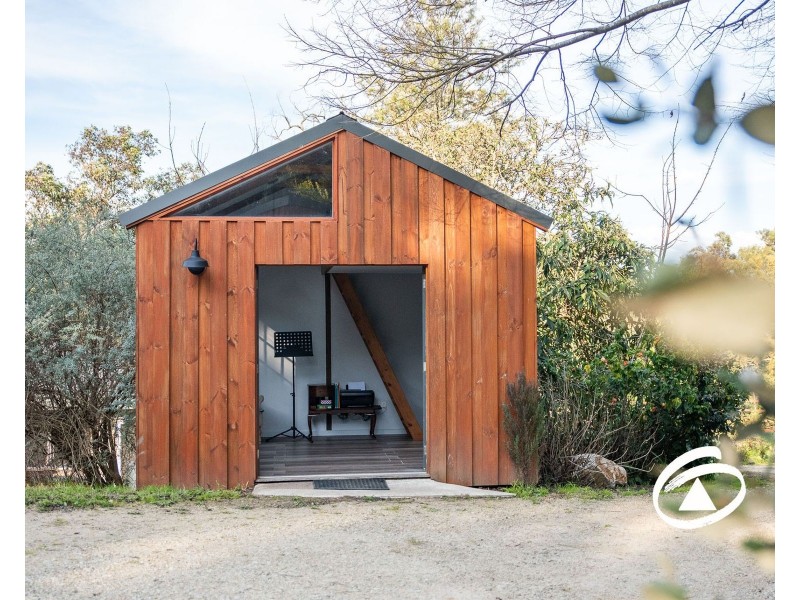 15 Wirragulla Road, Maryknoll VIC 3812