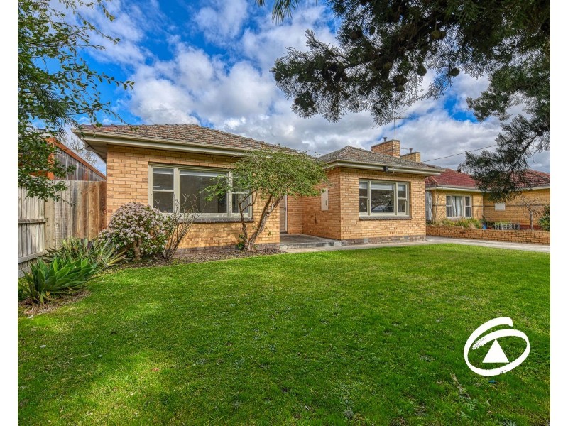 25 Henry Street, Pakenham VIC 3810