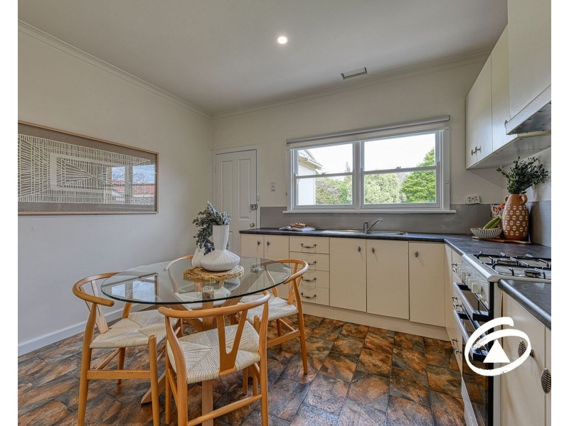 25 Henry Street, Pakenham VIC 3810
