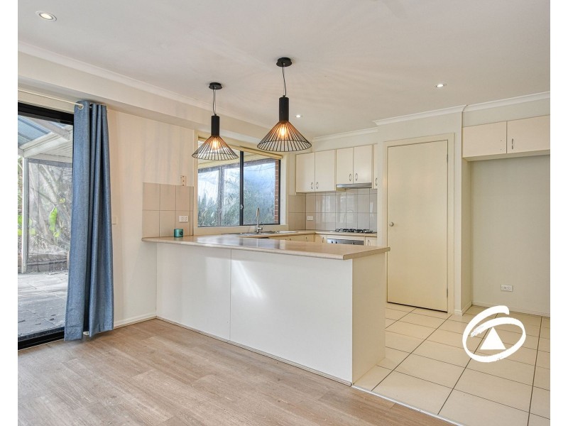 13 Yellow Gum Drive, Pakenham VIC 3810