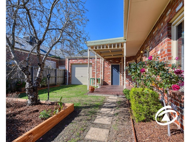 2/1 Malouf Court, Pakenham VIC 3810