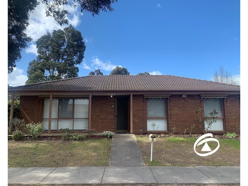15 Deed Drive, Pakenham VIC 3810