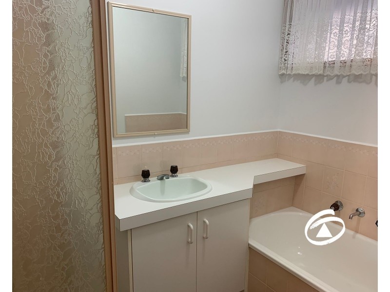 15 Deed Drive, Pakenham VIC 3810