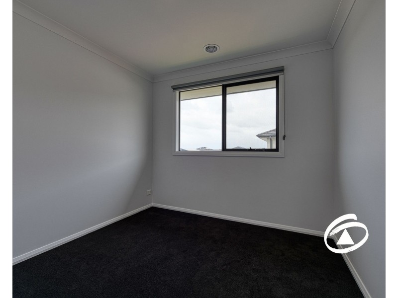 32 Pompei Street, Clyde VIC 3978
