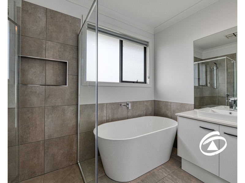 32 Pompei Street, Clyde VIC 3978