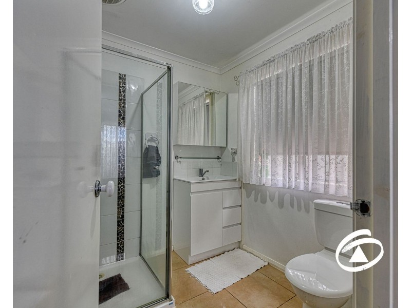 15 Blackfish Drive, Koo Wee Rup VIC 3981