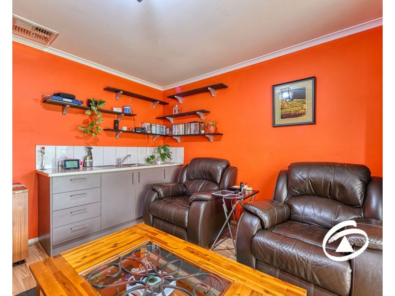 15 Blackfish Drive, Koo Wee Rup VIC 3981