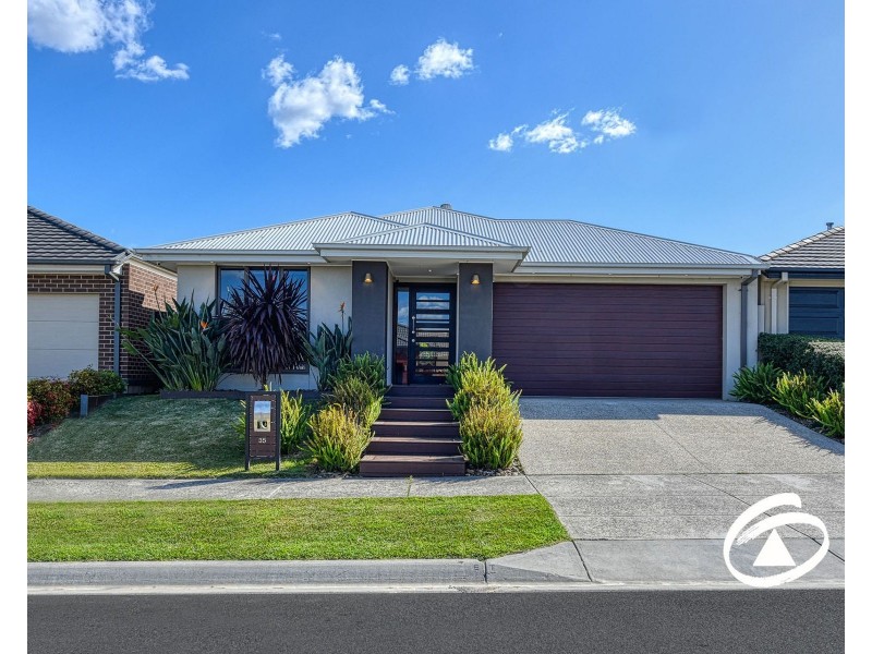 35 Penshurst Crescent, Officer VIC 3809