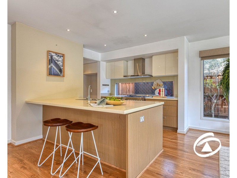 35 Penshurst Crescent, Officer VIC 3809