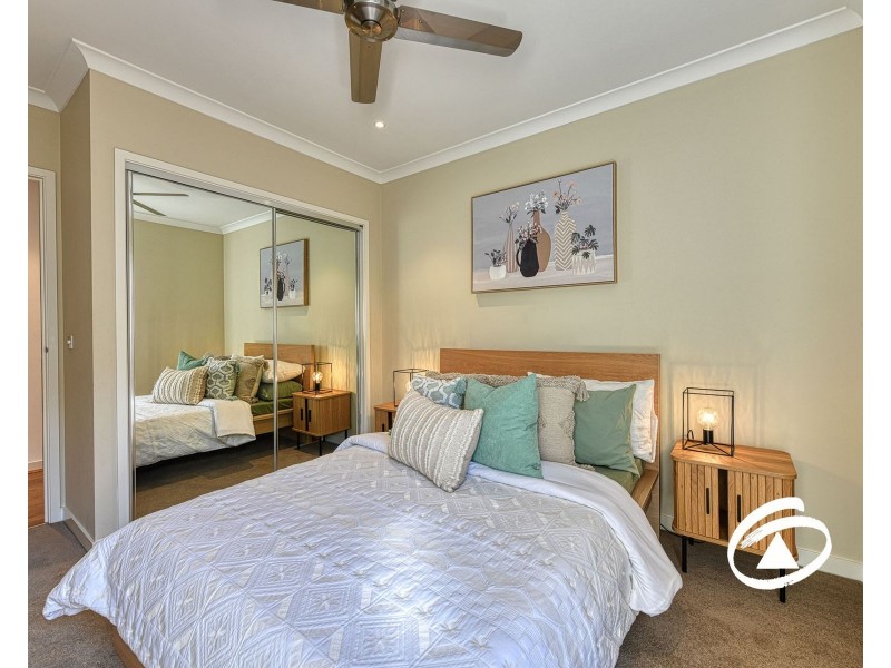 35 Penshurst Crescent, Officer VIC 3809