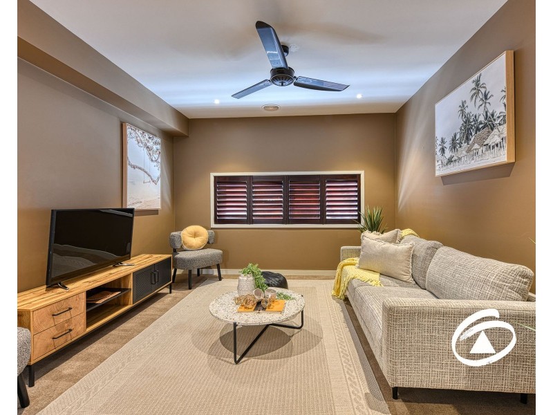 35 Penshurst Crescent, Officer VIC 3809