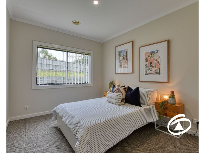 5 Griffith Mews, Pakenham VIC 3810