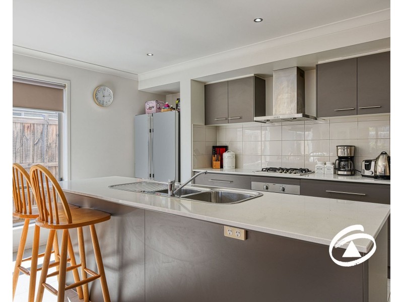 27  Celestine Drive, Officer VIC 3809