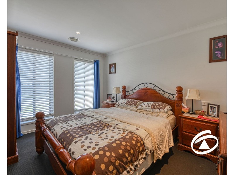 27  Celestine Drive, Officer VIC 3809