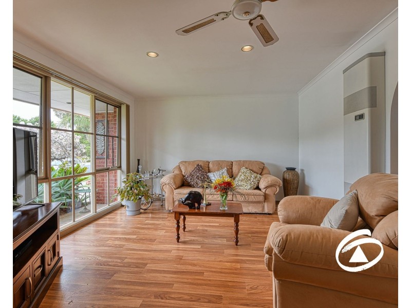 47 Parman Avenue, Pakenham VIC 3810